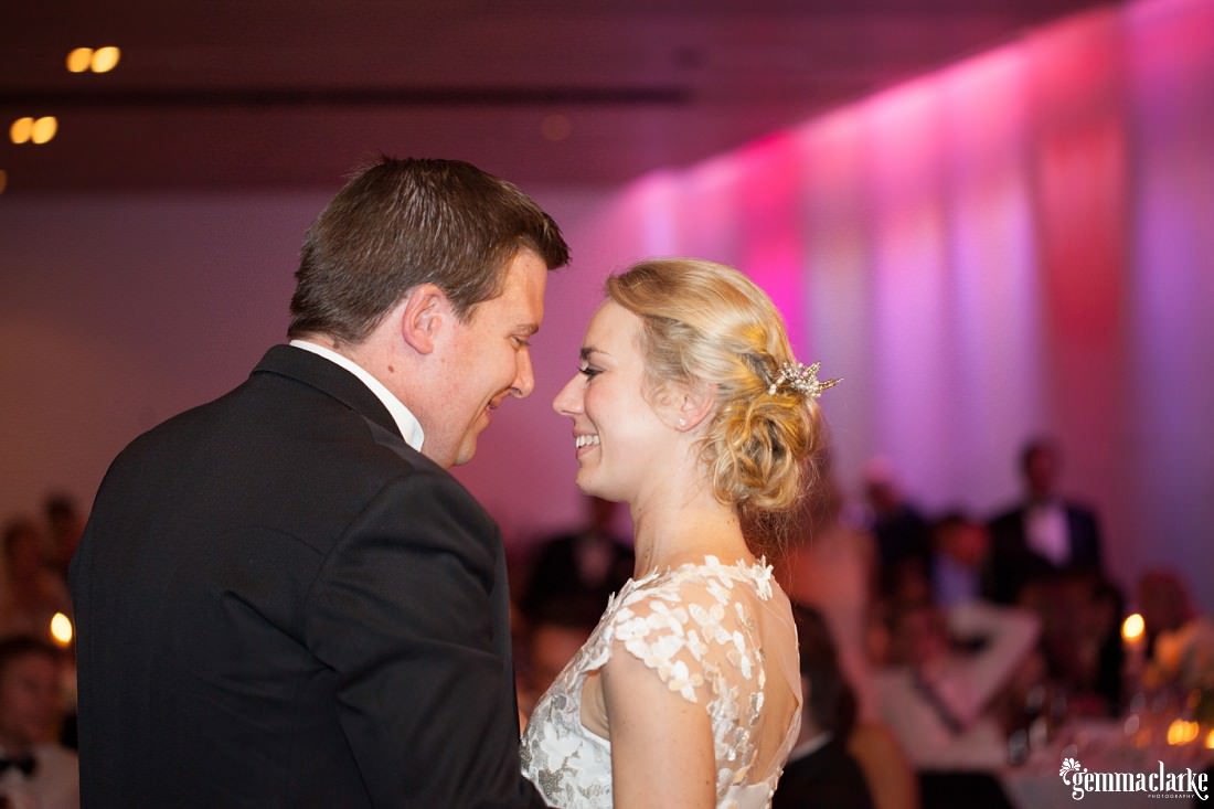 gemma-clarke-photography_the-mint-wedding-photos_mca-wedding-reception_alison-and-tim_0057